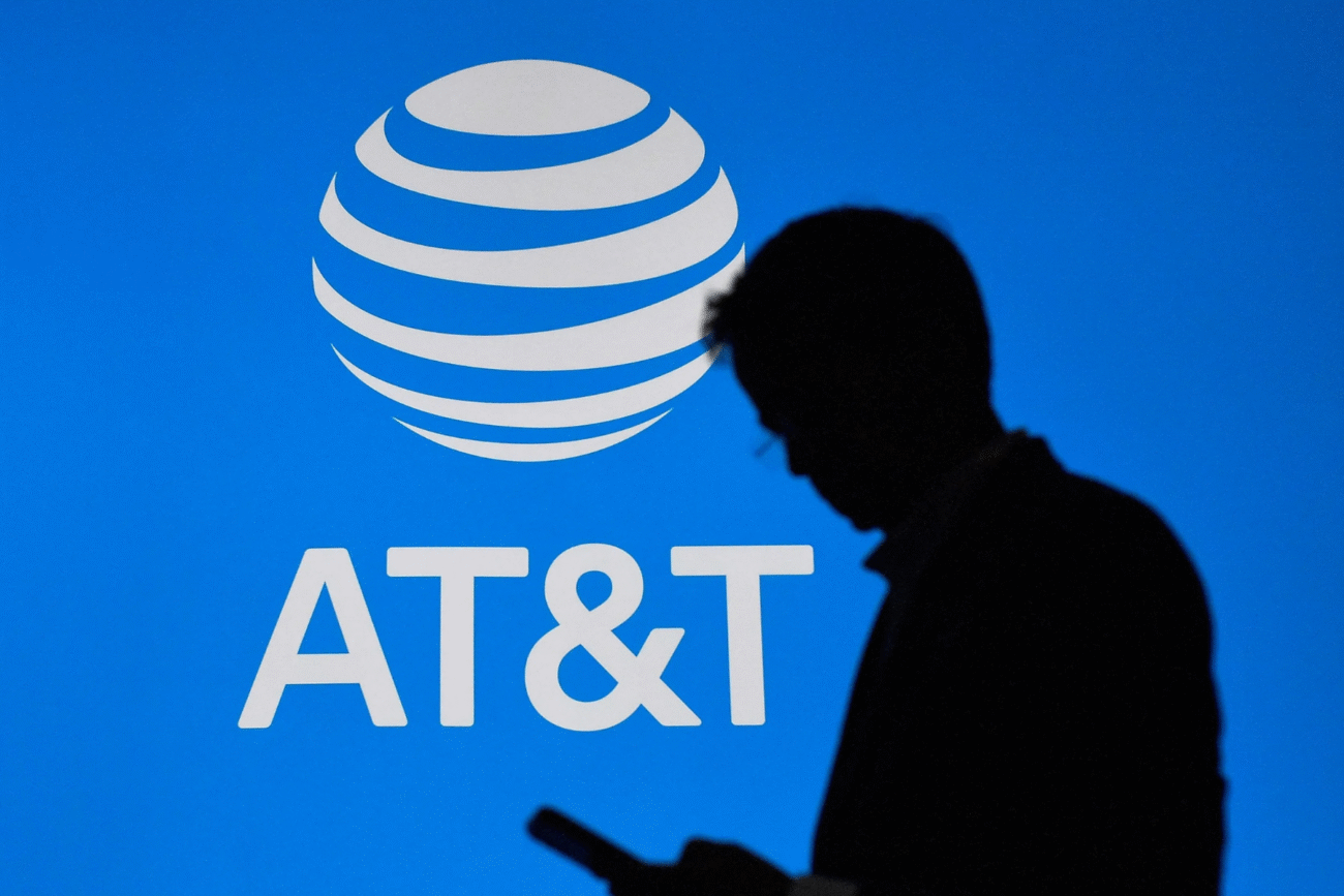 AT&T podría abandonar México mientras atrae a Televisa como potencial comprador