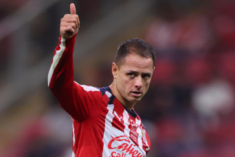 Chicharito deja a Chivas de cara al Clausura 2026