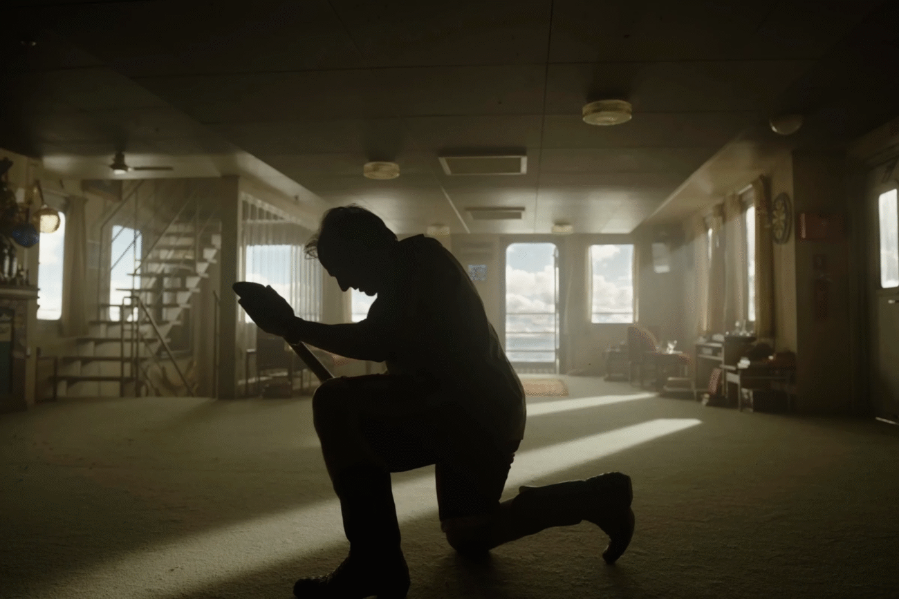 Digger de Alejandro G. Iñárritu muestra a Tom Cruise con cambio radical