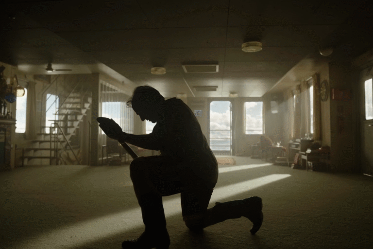 Digger de Alejandro G. Iñárritu muestra a Tom Cruise con cambio radical