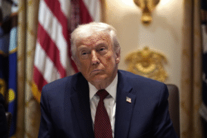 Donald Trump amplía lista de países con restricción total de ingreso a EE.UU.