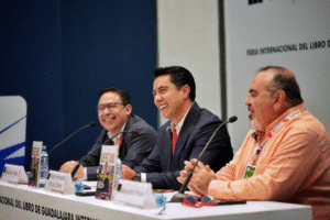 Felifer Macías presenta su libro “Querétaro, mi inspiración” en la FIL Guadalajara 2025