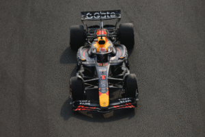 Max Verstappen asegura la pole en Abu Dhabi en la lucha por el título