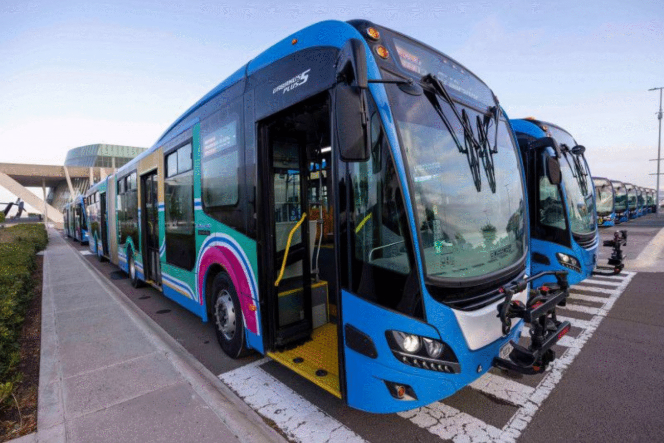 Qrobús amplía horario especial nocturno por Año Nuevo