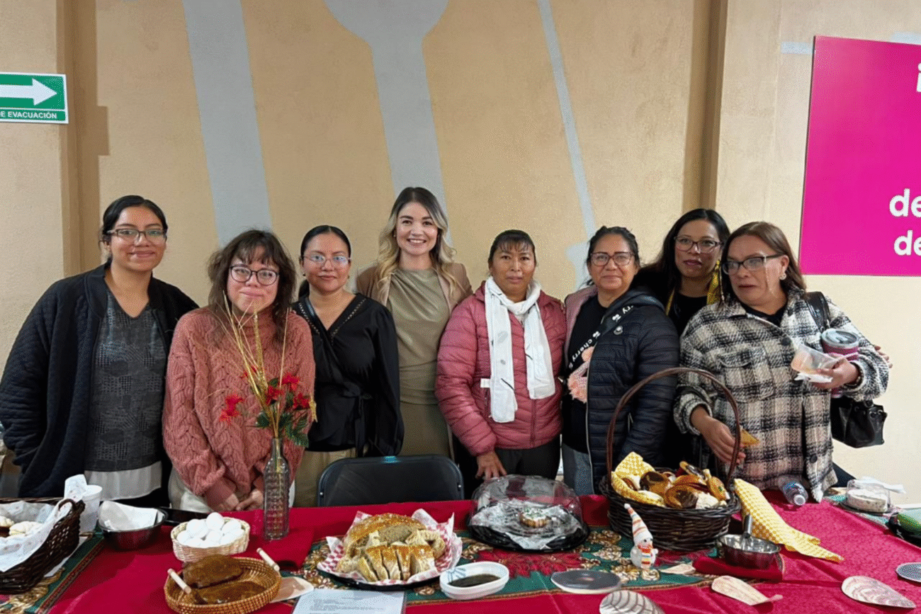 Querétaro celebra la graduación de la primera generación del Centro de Empoderamiento para las Mujeres