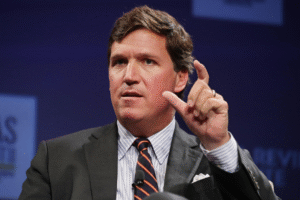 Según el periodista Tucker Carlson; Donald Trump declarará la guerra contra Venezuela
