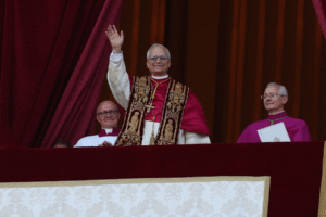 Sheinbaum y el Papa León XIV dialogan sobre una posible visita a México