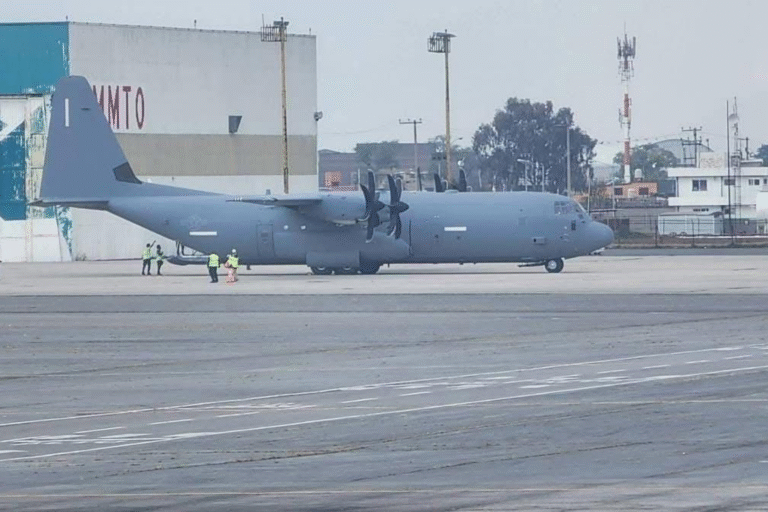 Aterriza en Toluca ‘Super Hercules’ de la Fuerza Aérea de EE.UU.