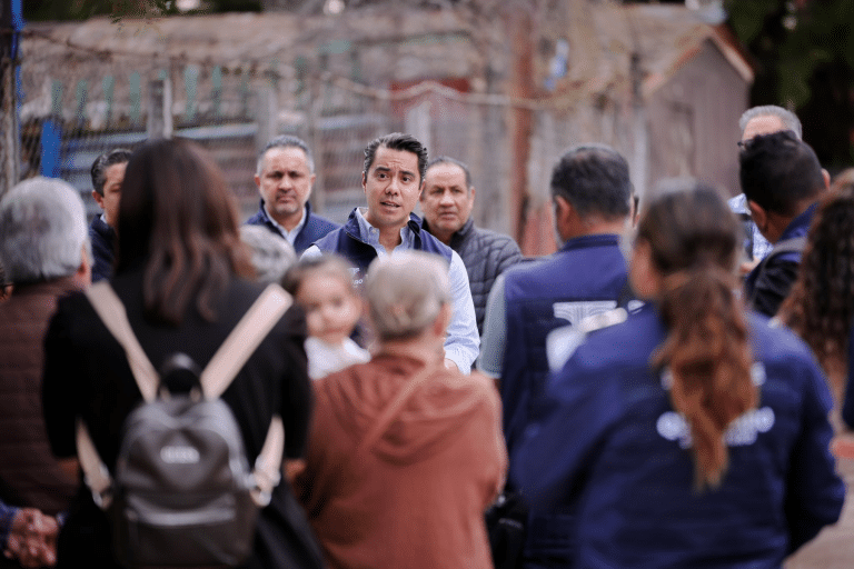 Felifer Macías descarta distraerse por aspiraciones y prioriza resultados en Querétaro