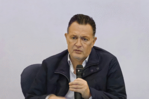 Mauricio Kuri plantea que funcionarios salgan a las calles como estrategia social en 2026