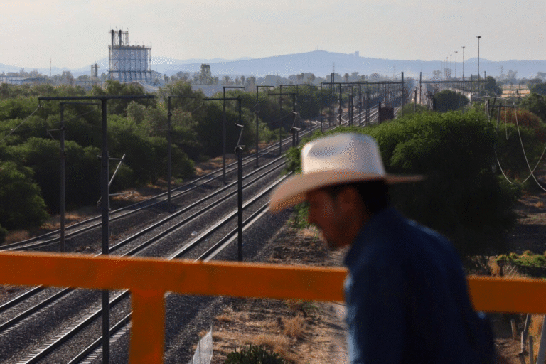 Puente de Corregidora Norte será derribado por obras del Tren México-Querétaro