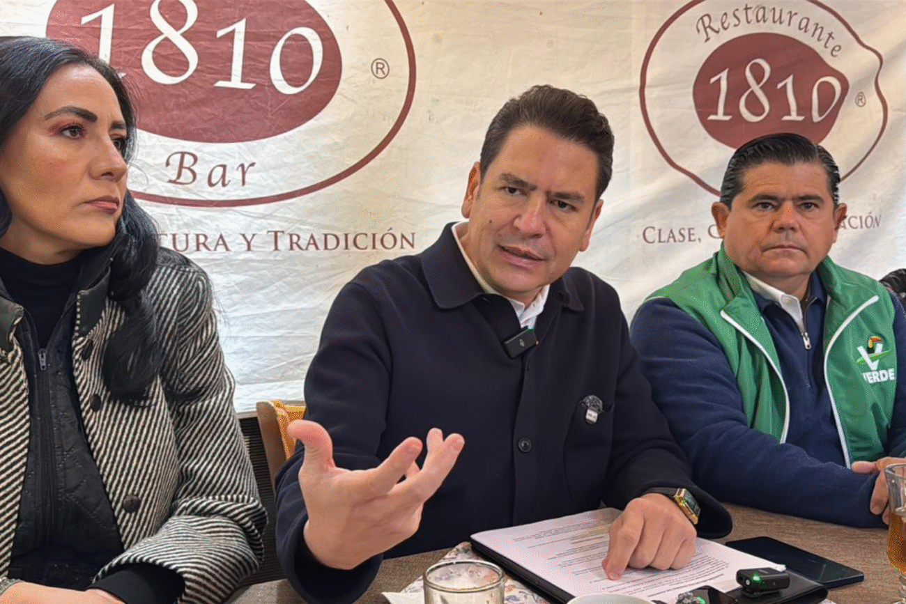 Ricardo Astudillo confirma alianza en el Partido Verde rumbo a 2027