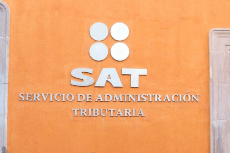 SAT en Querétaro advierte sanciones por exigir Constancia de Situación Fiscal