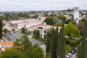 El Marqués analiza ubicación de estación del Tren México-Querétaro