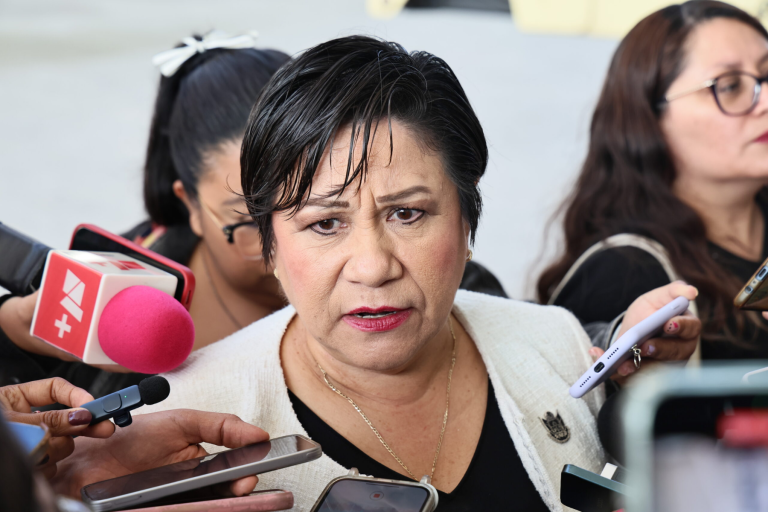 Martina Pérez Rendón informa que reforzarán filtros escolares contra el Sarampión en Querétaro