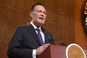 Mauricio Kuri, desde Querétaro, llama a defender la soberanía y la democracia en aniversario constitucional