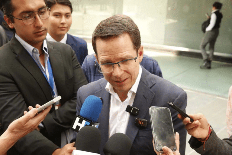 Ricardo Anaya crítica impacto de Marx Arriaga en los libros de texto