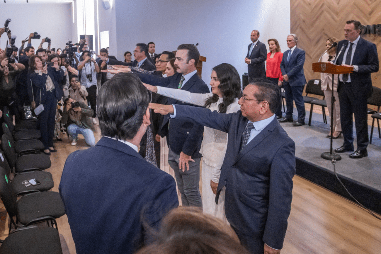 Toma protesta nuevo Consejo de Notarios en Querétaro