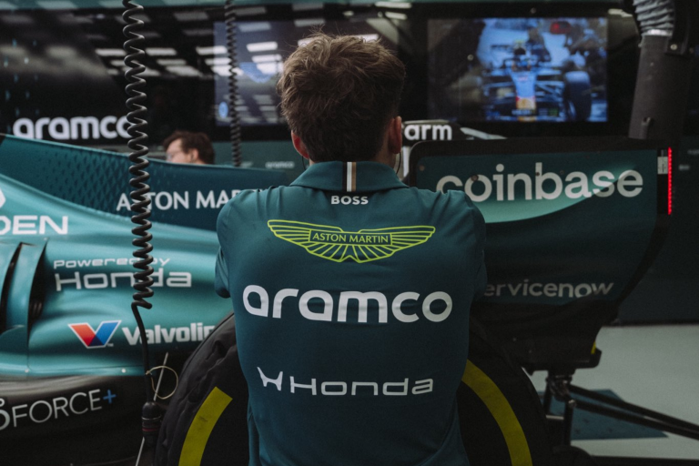 Aston Martin llega con limitaciones técnicas al GP de Australia por vibraciones