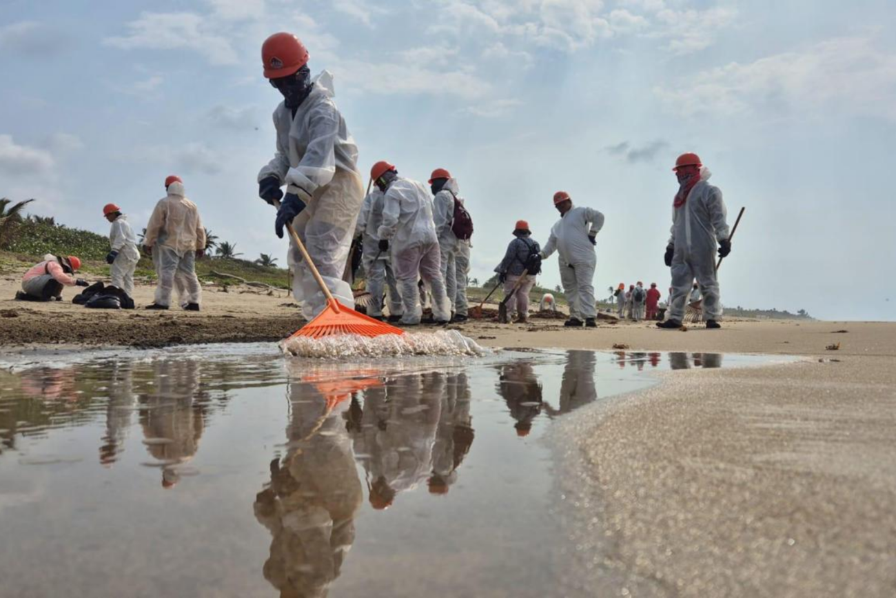 Derrame en el Golfo de México: superan 825 toneladas de residuos recolectados