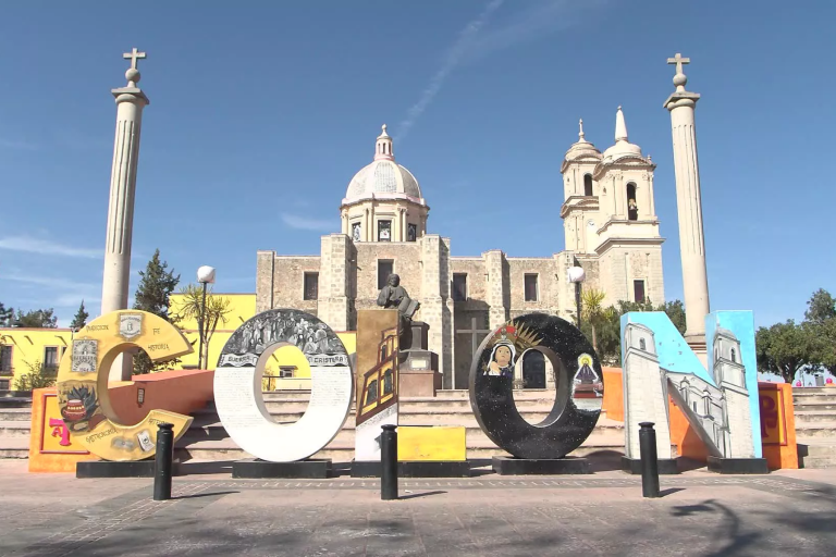 Peregrinos llegan a la Basílica de Colón para venerar a la Virgen de los Dolores de Soriano