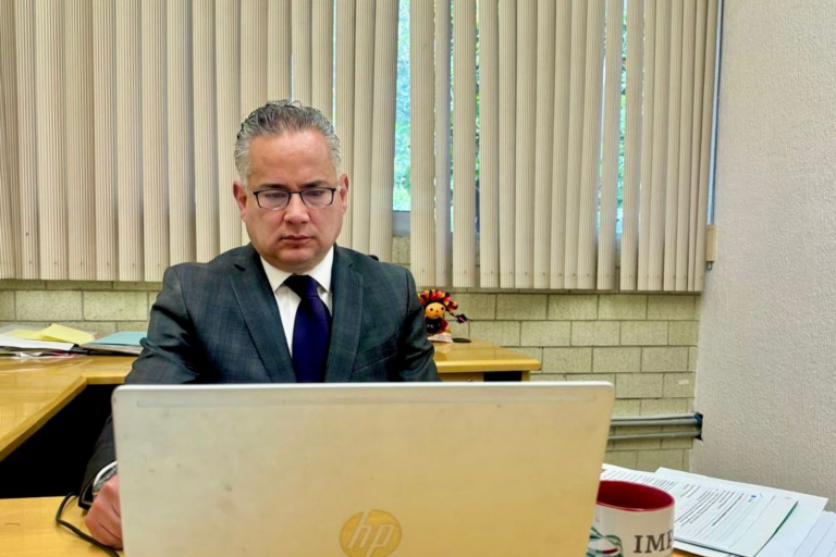 Santiago Nieto advierte sobre agresiones contra mujeres periodistas