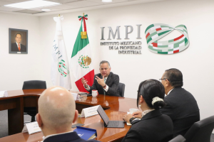 Santiago Nieto buscará coordinación de Comités de Defensa de la 4T en Querétaro