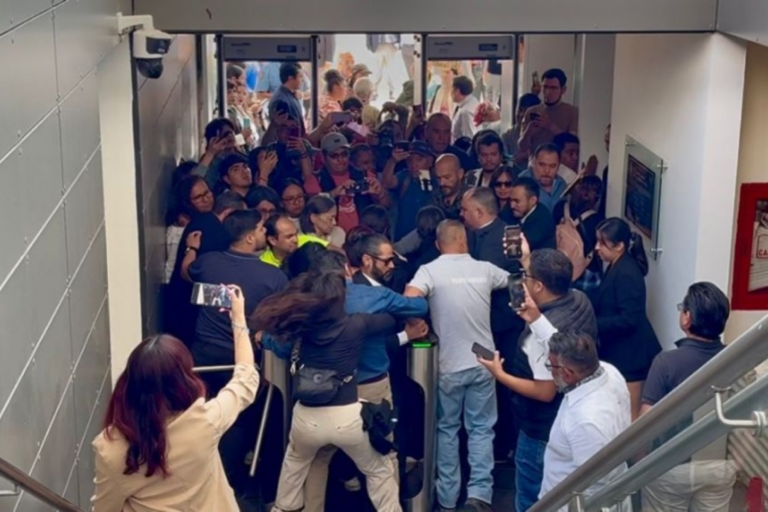 Colectivos en Querétaro acusan violencia institucional en la Legislatura