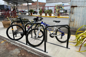 Instalan biciestacionamientos en el Centro Histórico de Querétaro