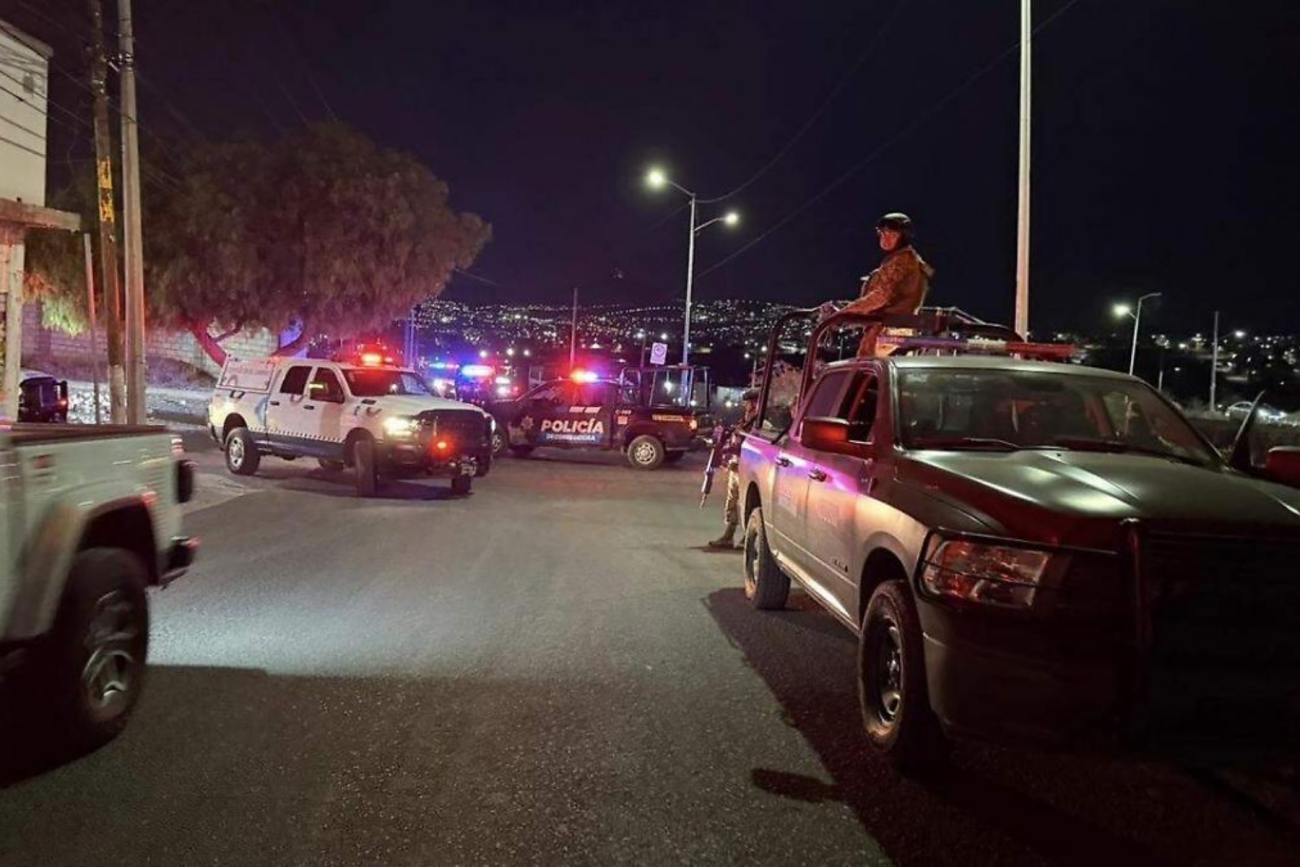 Pelea de gallos clandestina deja cinco muertos tras riña por apuestas en Valle Dorado 2000