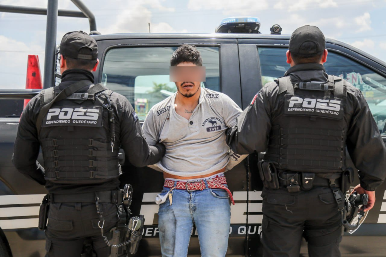 Policía Estatal asegura droga y detiene a un hombre tras persecución en Santa Rosa Jáuregui