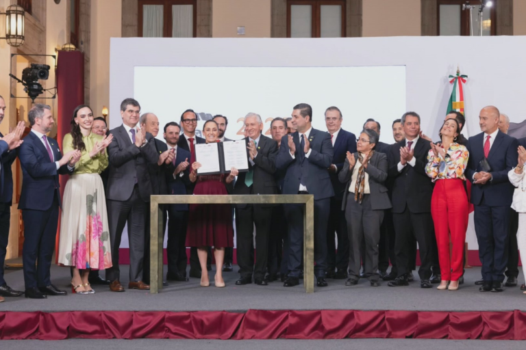 Sheinbaum impulsa acuerdo para fortalecer el acero mexicano en obra pública