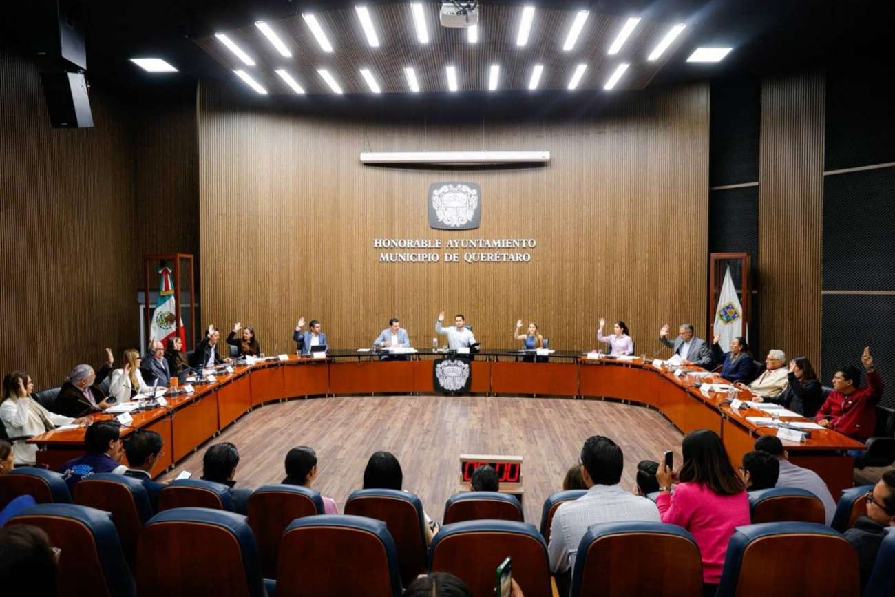 Ayuntamiento de Querétaro aprueba acuerdos de desarrollo urbano y pensiones
