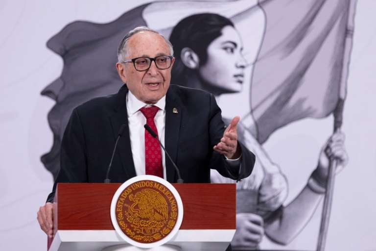 México refuerza filtros sanitarios por brote de ébola rumbo al Mundial 2026