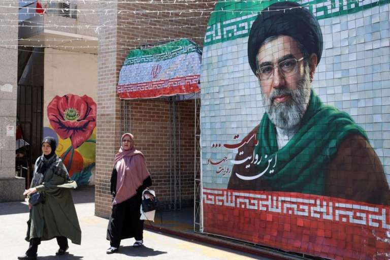 Mojtaba Jamenei endurece postura de Irán sobre venta de uranio al extranjero