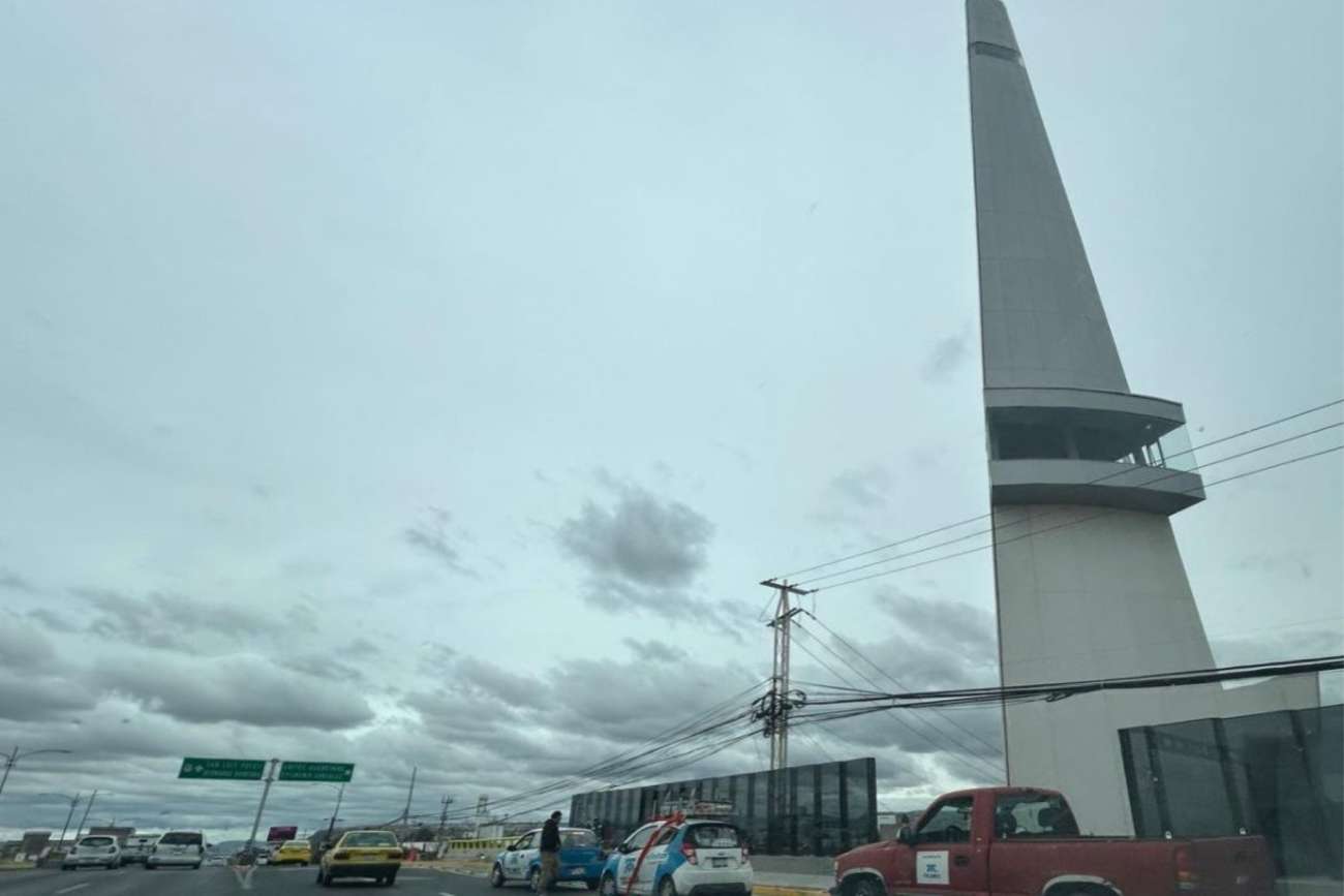 Obelisco de Paseo 5 de Febrero será base de Protección Civil