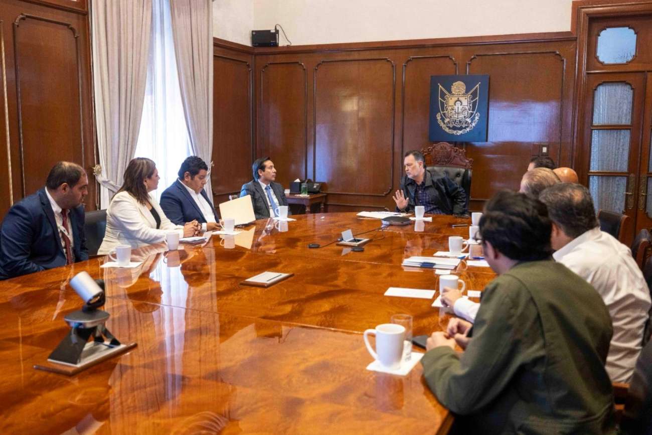 Querétaro y CFE acuerdan fortalecer red eléctrica y atender fallas de servicio