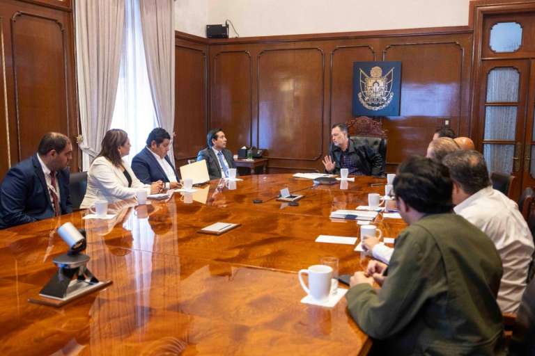 Querétaro y CFE acuerdan fortalecer red eléctrica y atender fallas de servicio