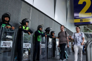 AICM refuerza seguridad ante movilizaciones de la CNTE previo al arranque del Mundial