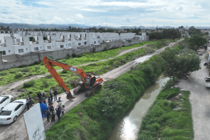 CEI refuerza desazolve en el Río Querétaro para reducir riesgos en temporada de lluvias