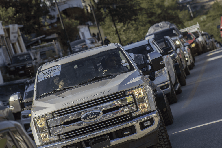 Caravana migrante rumbo a Querétaro inicia recorrido con cerca de mil 800 participantes