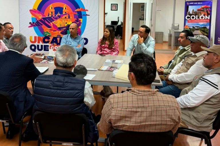 Gaspar Trueba gestiona con CONAVI proyectos de vivienda para familias de Colón