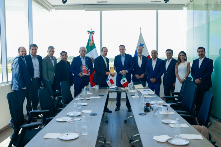 Mauricio Kuri fortalece vínculos con Panamá para impulsar la colaboración económica