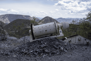 Peñamiller impulsa reconversión de la minería de artesanal mercurio