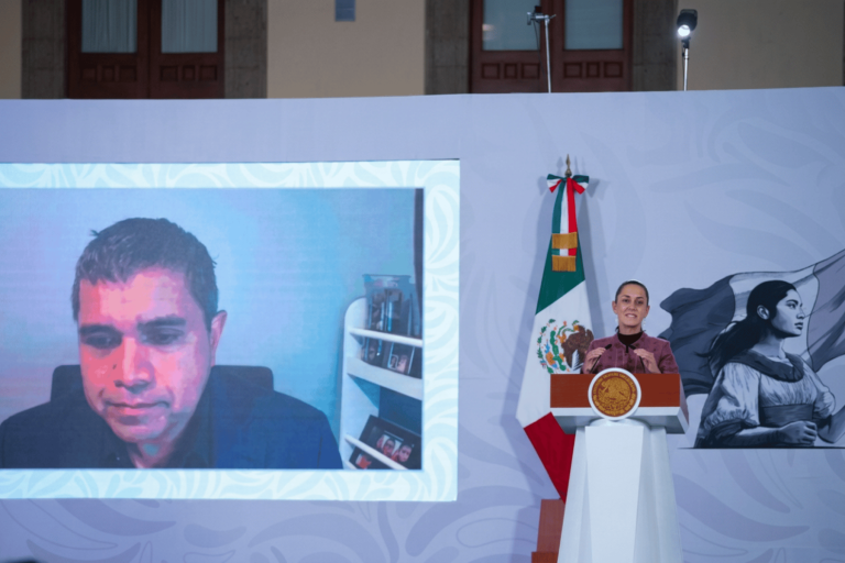 Algoritmos y uso de celular excesivo exponen a menores a contenido dañino: experto