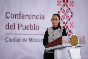 Claudia Sheinbaum prevé nueva legislación sobre el uso del celular en escuelas