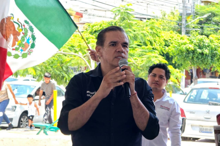 Mauricio Ruiz Olaes propone que candidatos políticos apoyen escuelas