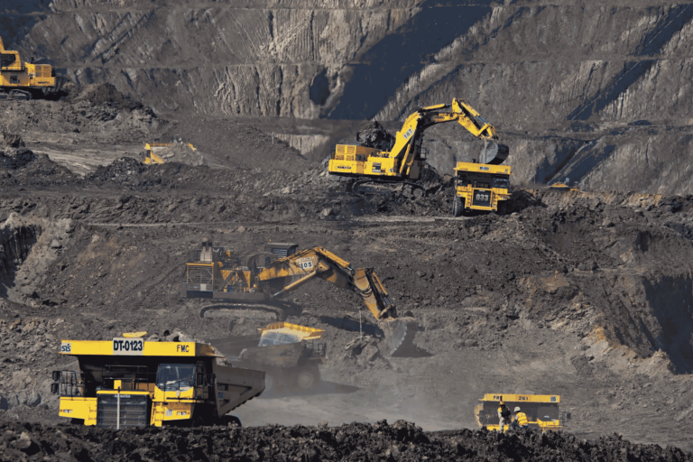 Minería en México mantiene 11 mil millones de dólares en inversiones detenidas