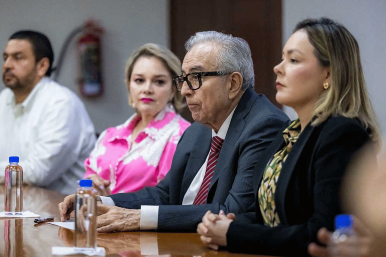 Rubén Rocha Moya solicita licencia indefinida en Sinaloa; Congreso la aprueba