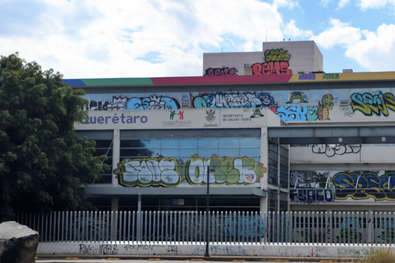 Analizan demolición del antiguo Hospital General de Querétaro por daños estructurales